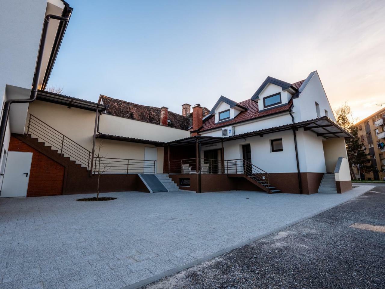 Eva Rooms & Studio Apartment Karlovac Εξωτερικό φωτογραφία