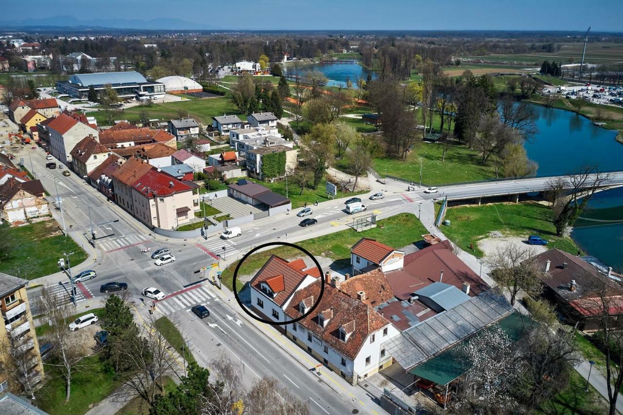 Eva Rooms & Studio Apartment Karlovac Εξωτερικό φωτογραφία