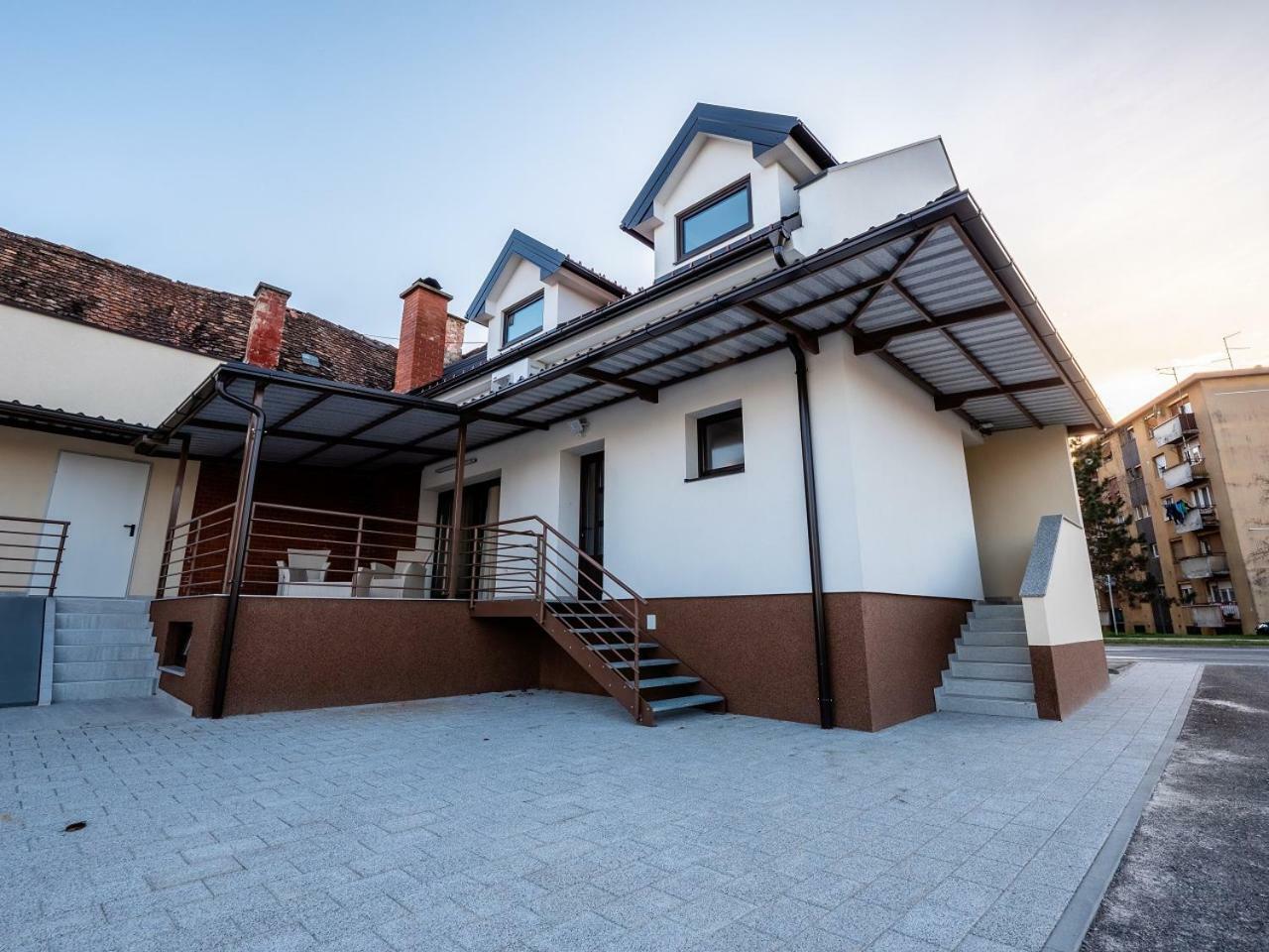 Eva Rooms & Studio Apartment Karlovac Εξωτερικό φωτογραφία